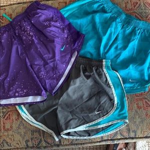 Nike shorts S